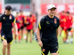 猛龙队主教练尼克纳斯：球队状态良好，备战下一轮比赛的简单介绍